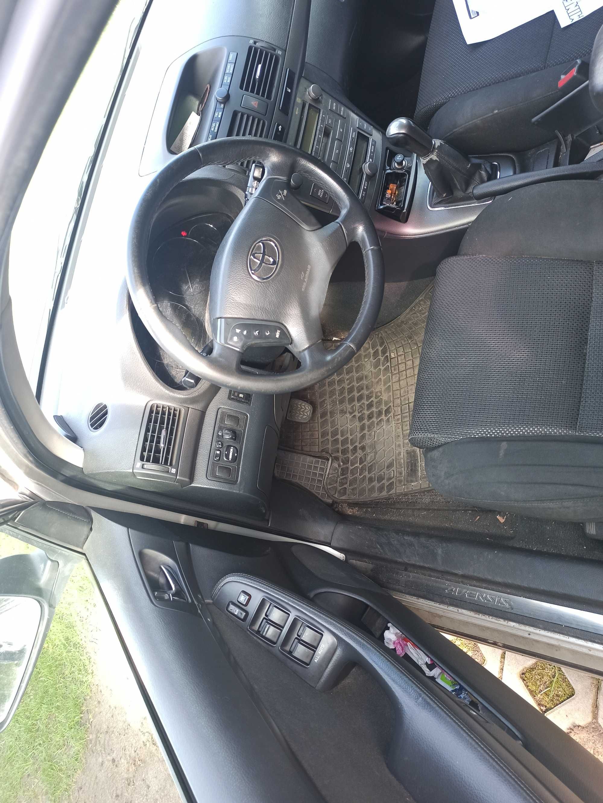 Toyota Avensis 2.0 D, kombi,alu,elektryka,klimatronik