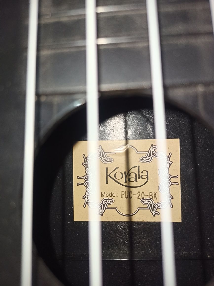 Ukulele czarne Korala