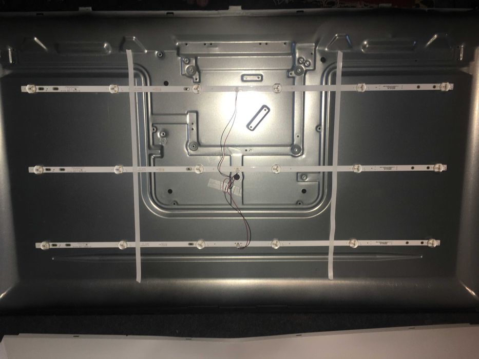 SAMSUNG RU42S00 ножки RUNTKA071ZAPN подсветка ZN-39D06B-3