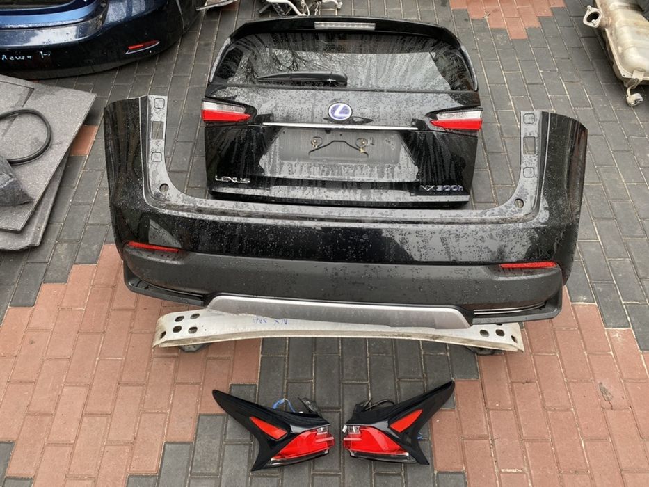 РОЗБОРКА Lexus NX300 300h 200t Кришка Багажника Ляда Бампер комплект