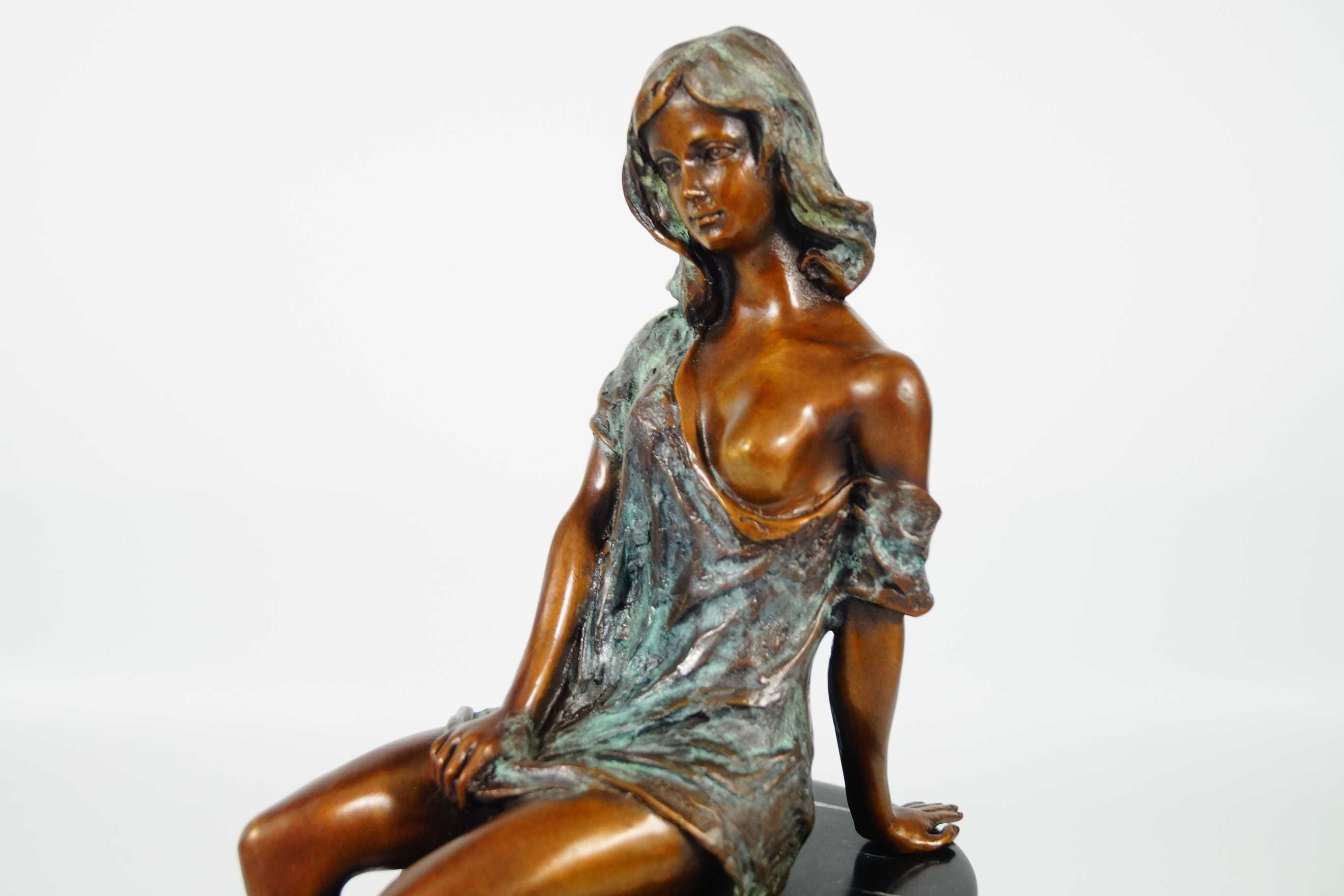ZMYSŁOWA KOBIETA figura z brązu rzeźba AKT Kobiecy