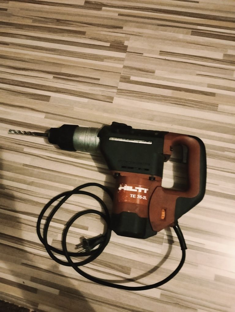 HILTI, Перфоратор,хілті