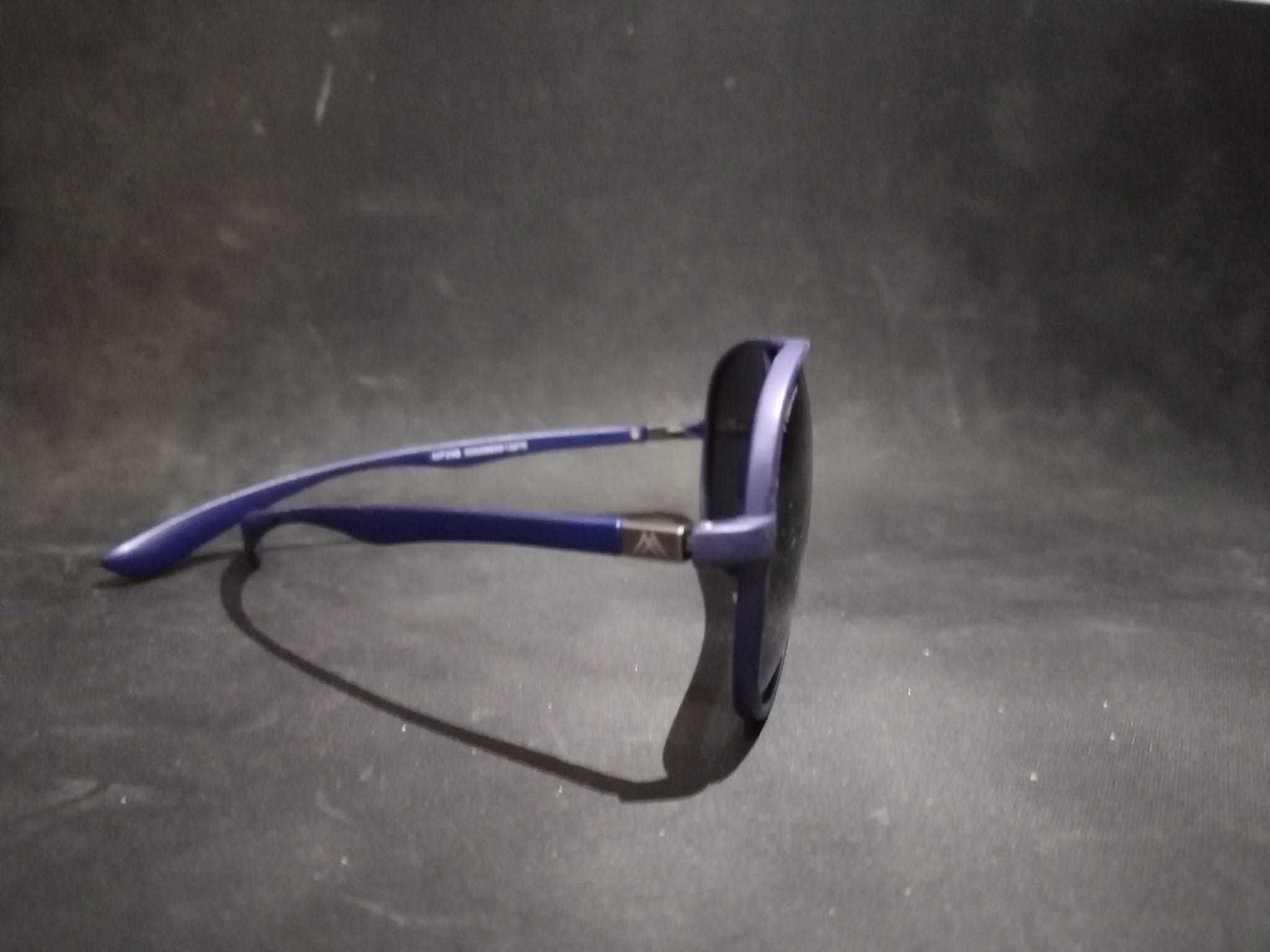 óculos Montana Eyewear de cor azul novos