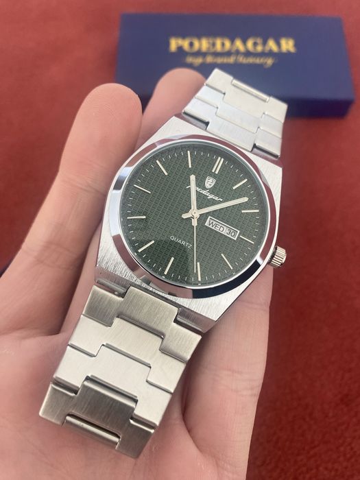 Relógio de quartzo poedagar prateado