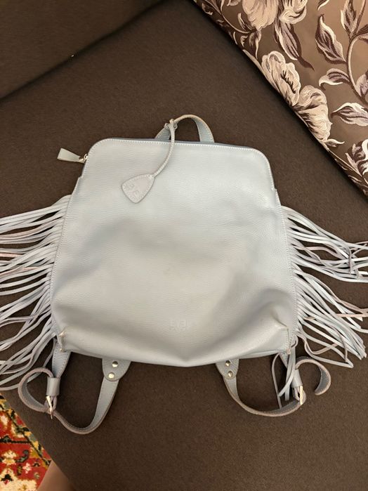 Продам шкіряний рюкзак EVE — 700 грн