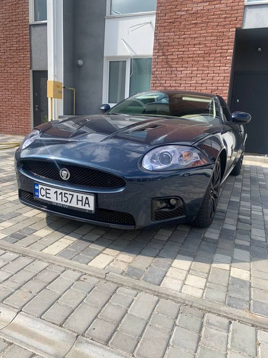 Ягуар XKR можливий обмін на нерухомість або позашляховик
