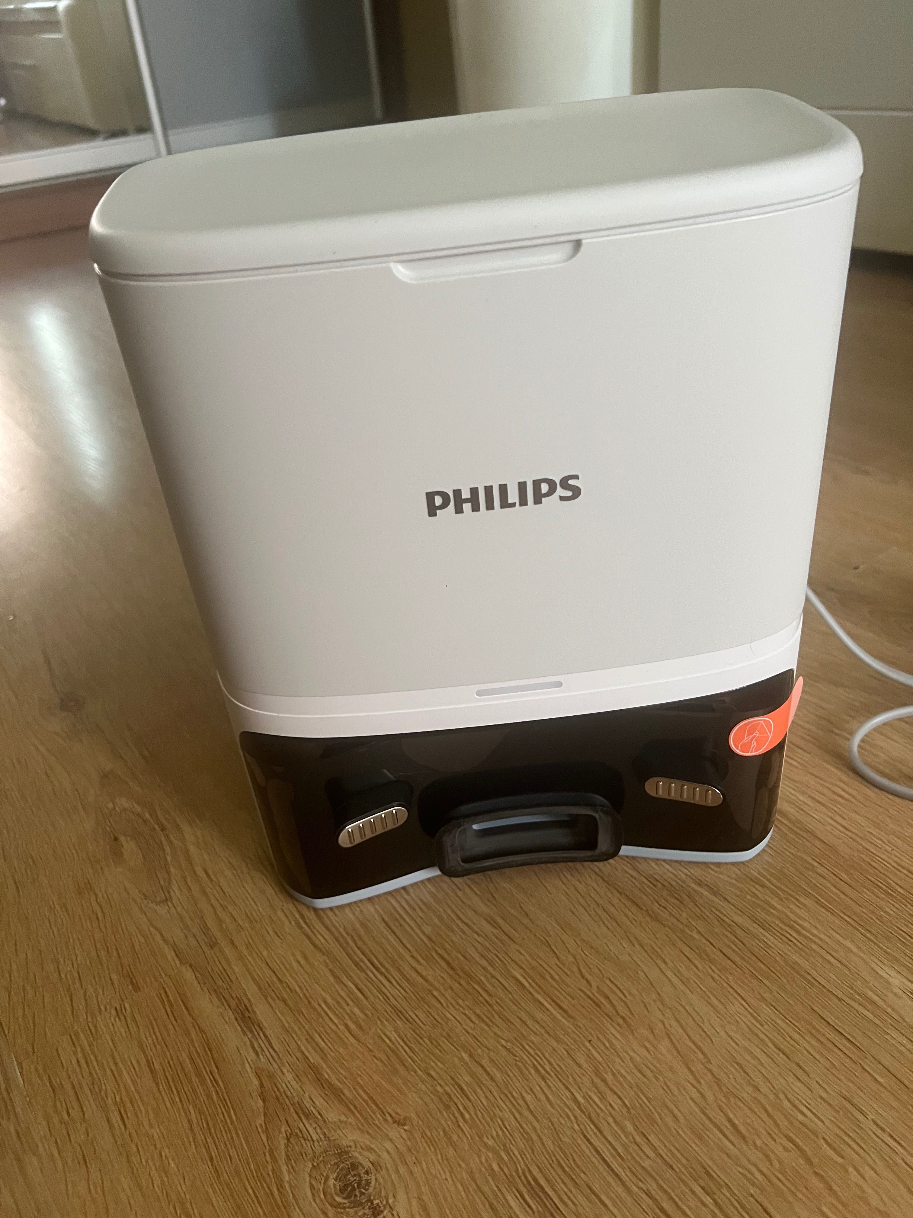 Робот-пылесос, PHILIPS Series 2000
