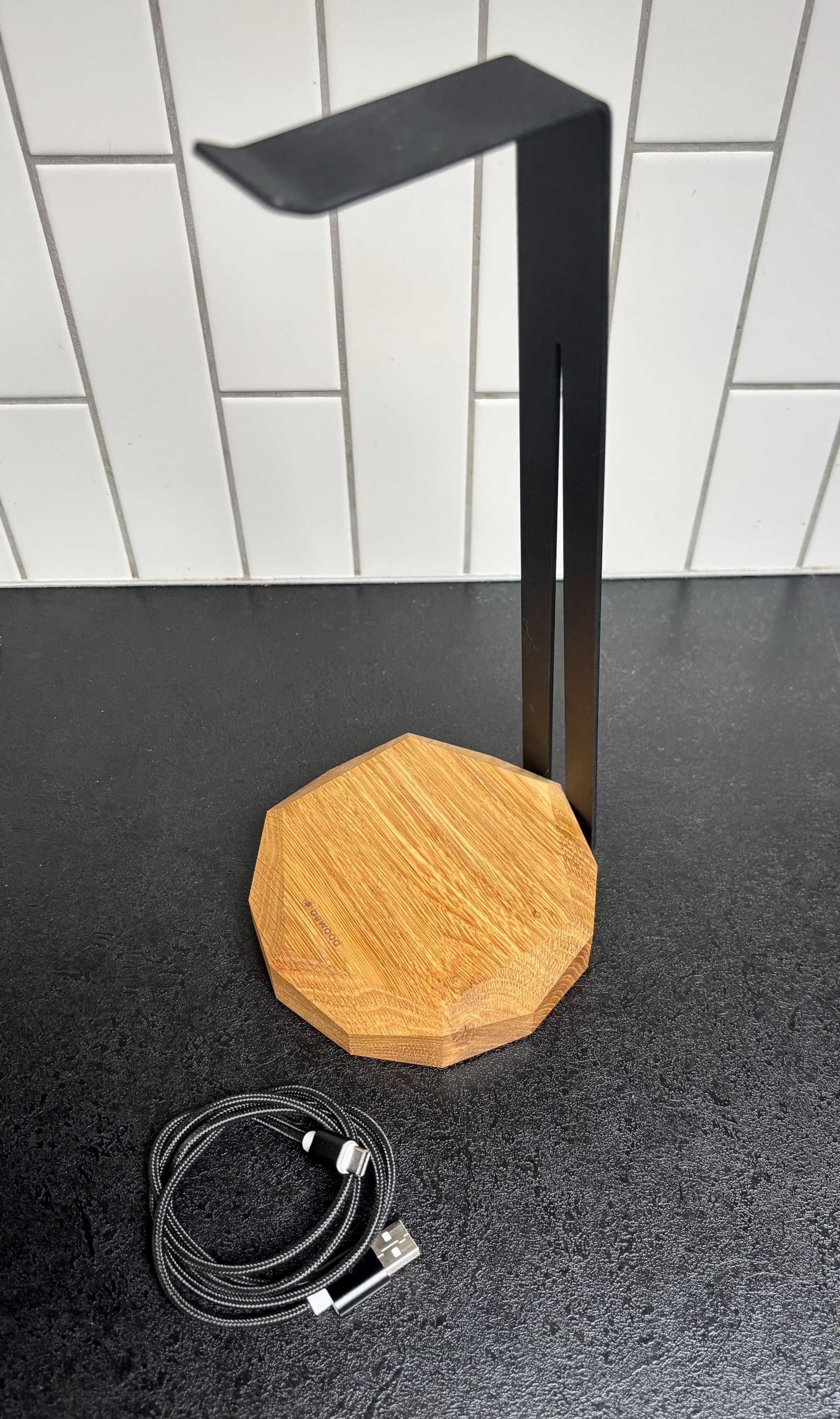 Stojak na słuchawki Bewood Geometryczny - Black - Dąb