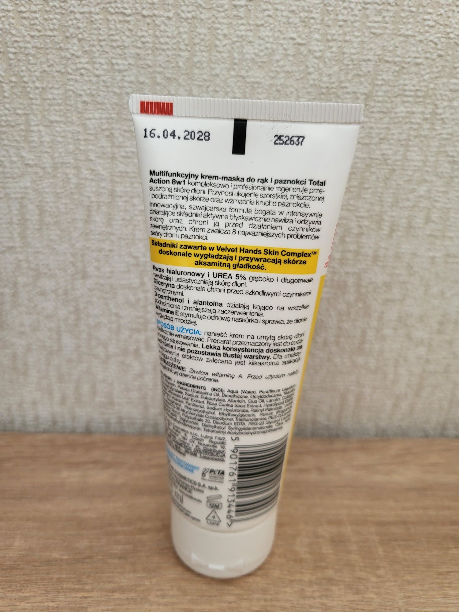 Eveline 8W1 - Krem maska do rąk i paznokci - 75 ml