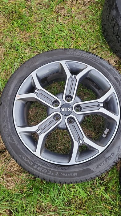 Koła,felgi KIA XCEED 5x114,3,opony zimowe Hankook Winter 235/45/18