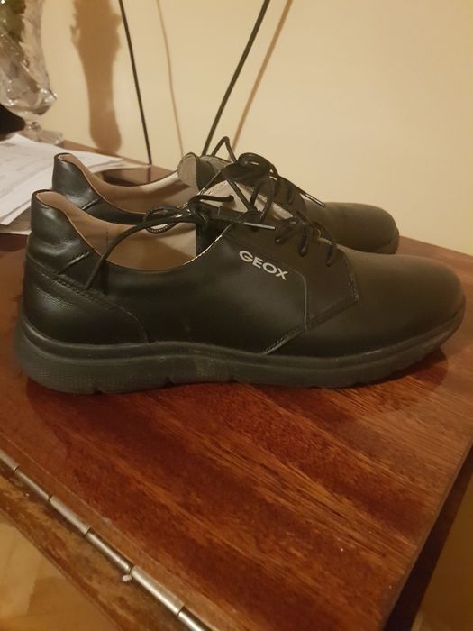 Мешти туфли взуття