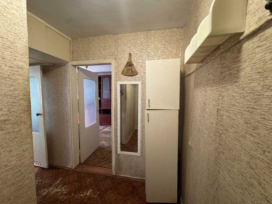 Продаю 2 комнатную квартиру Яхт-клуб (стадион Эвис) и1