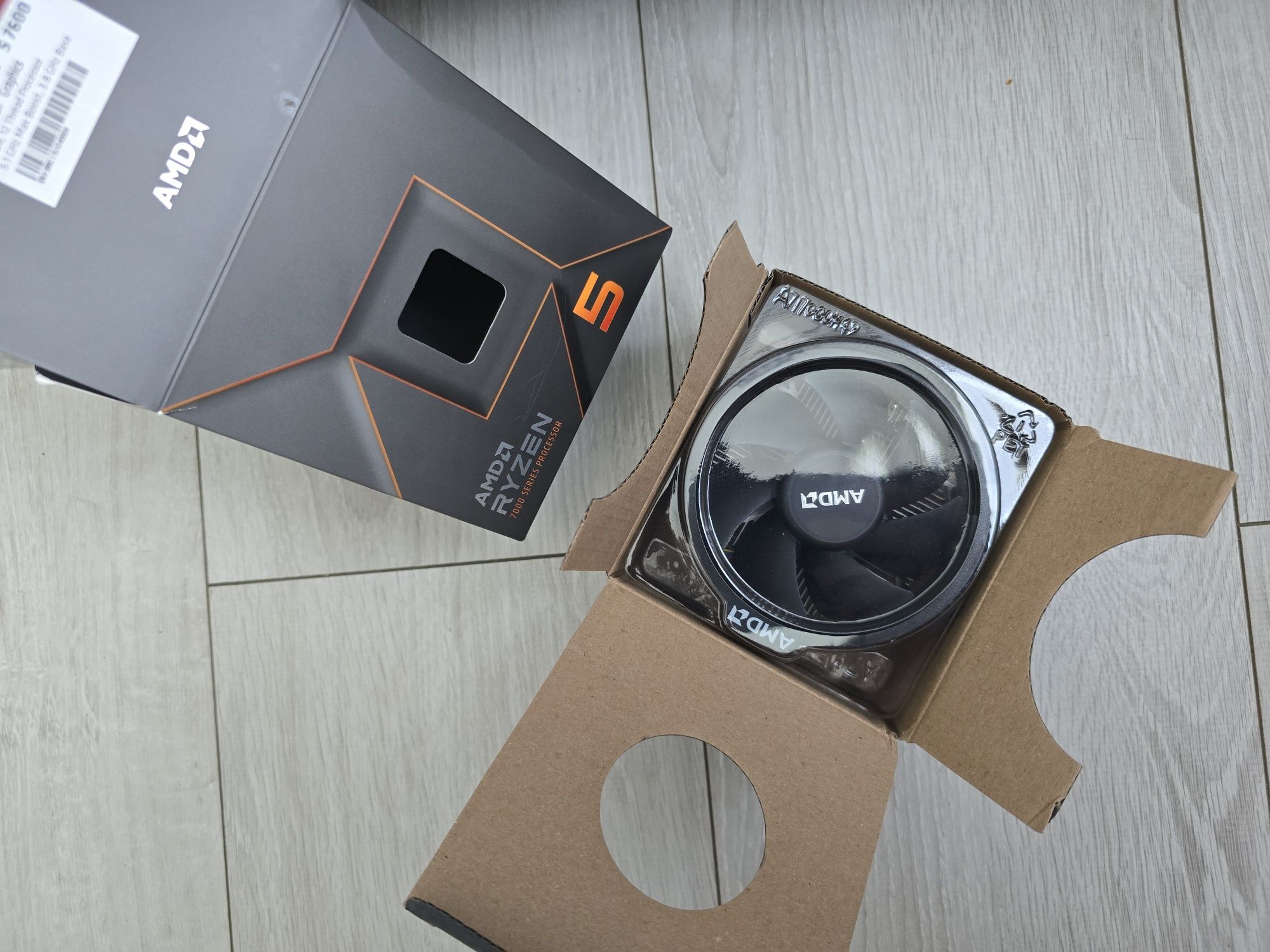Chłodzenie CPU AMD Ryzen 5 7600 wiatrak fan wentylator cooler