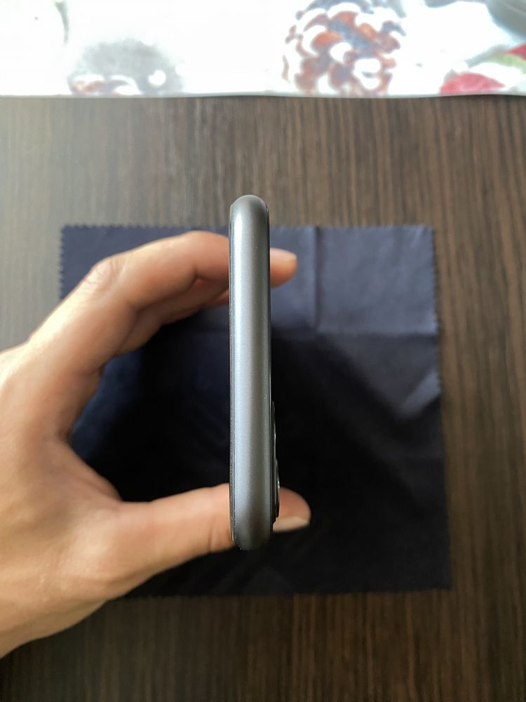 IPhone 11 256 gb (ЧИТАЙТЕ ОПИСАНИЕ!)