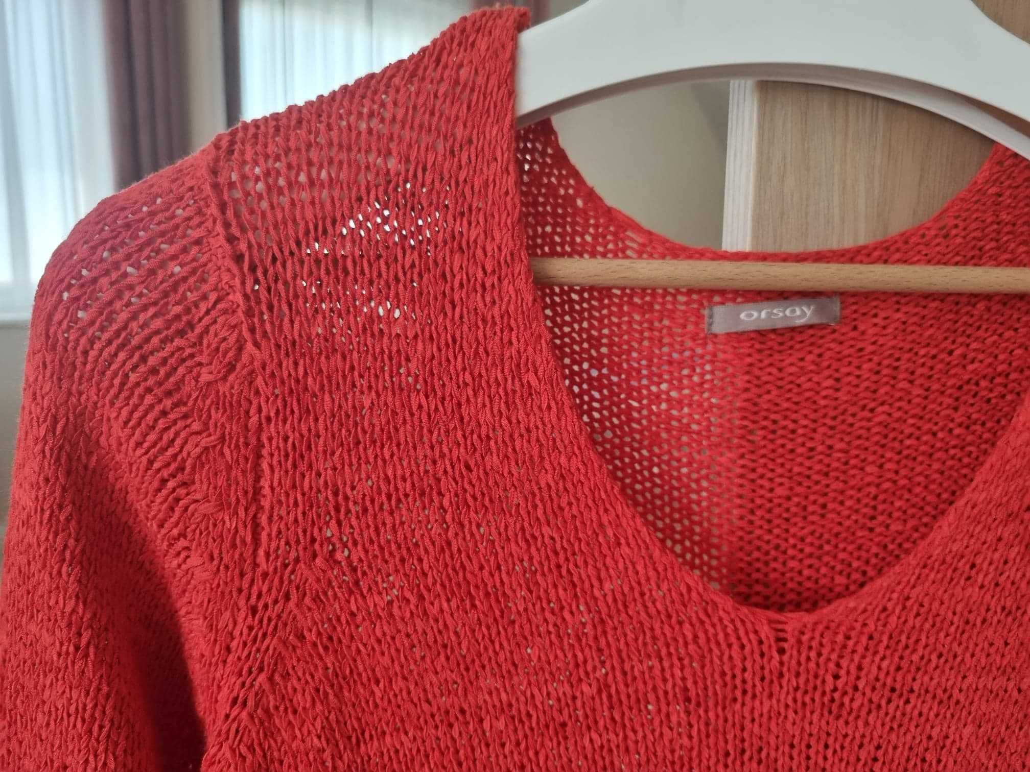 Sweter czerwony z rękawem 3/4 z luźnym splotem Orsey