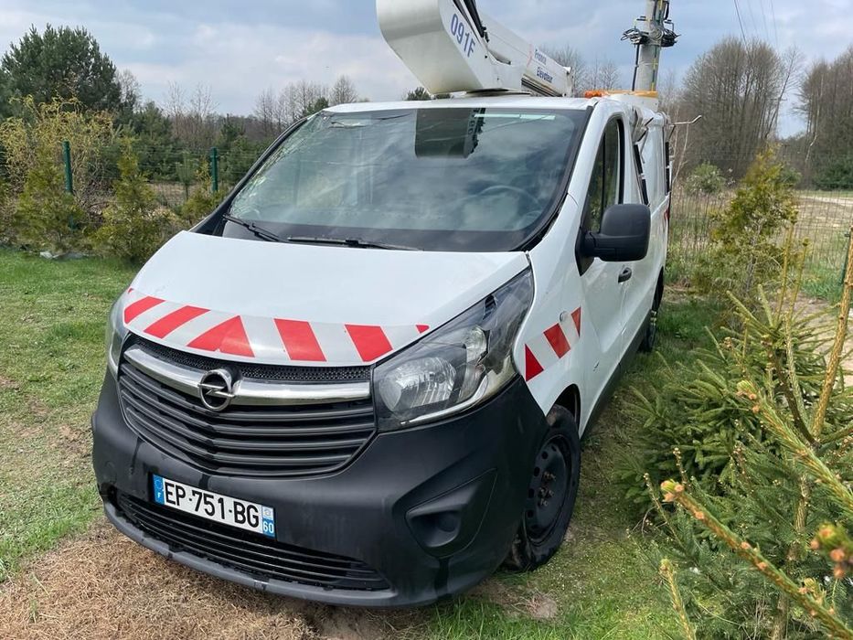 Opel Vivaro podnośnik koszowy zwyżka