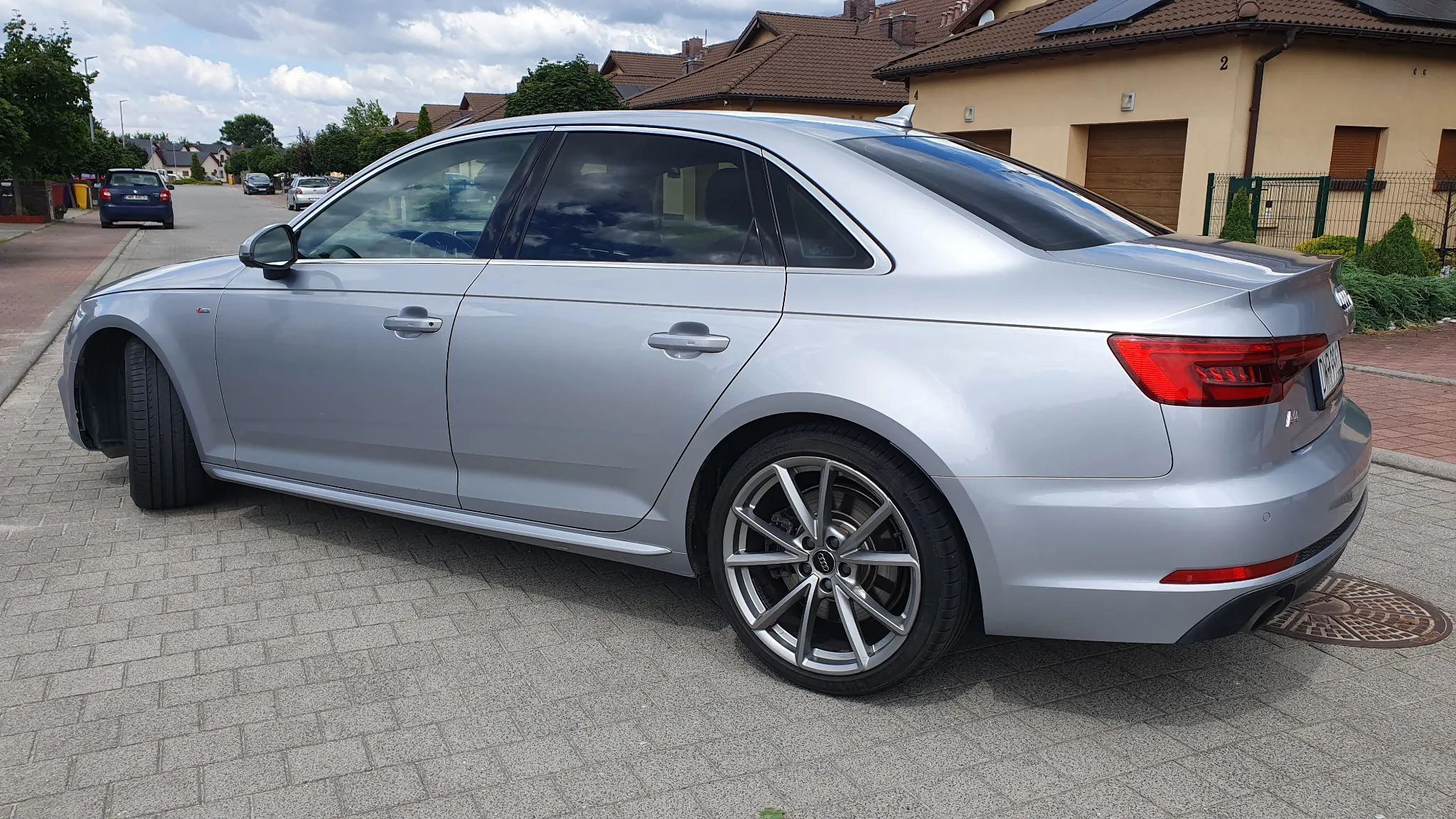 Audi A4 Quattro, HUD, Matrix, S-line, S-tronic