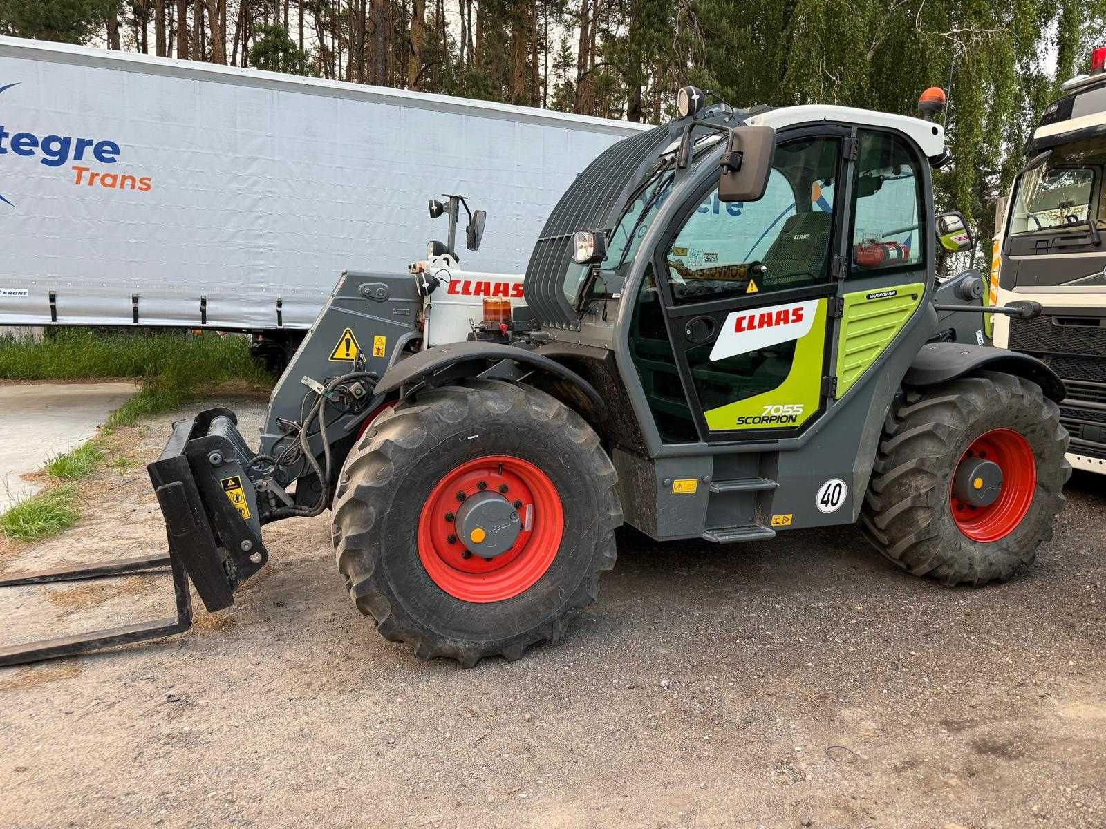 CLAAS SCORPION 7055 Varipower, Klima, Zaczep hydr,Centr smar,z Francji