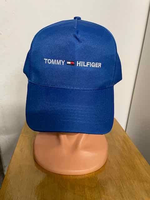 Tommy Hilfiger - czapka z daszkiem.