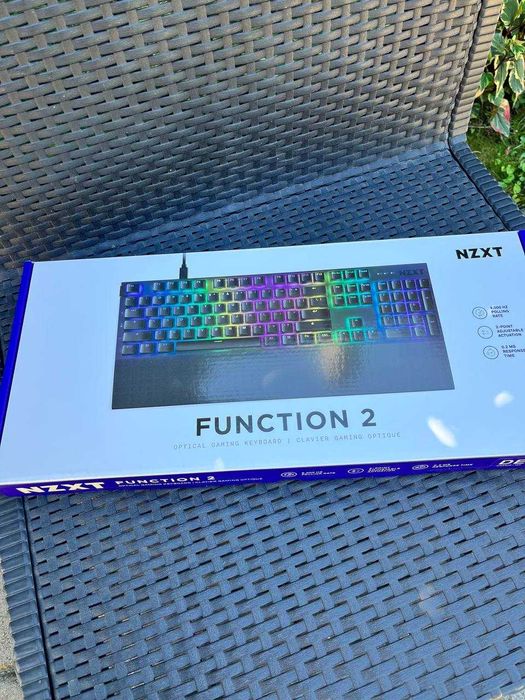Повнорозмірна оптична ігрова клавіатура nzxt function 2