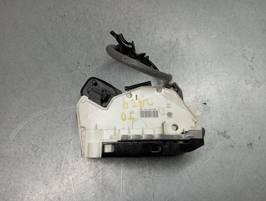 Fechadura / fecho porta trás direito VOLKSWAGEN Golf VII (5G1, BQ1, BE