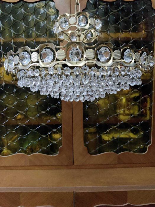 Люстра кришталь.