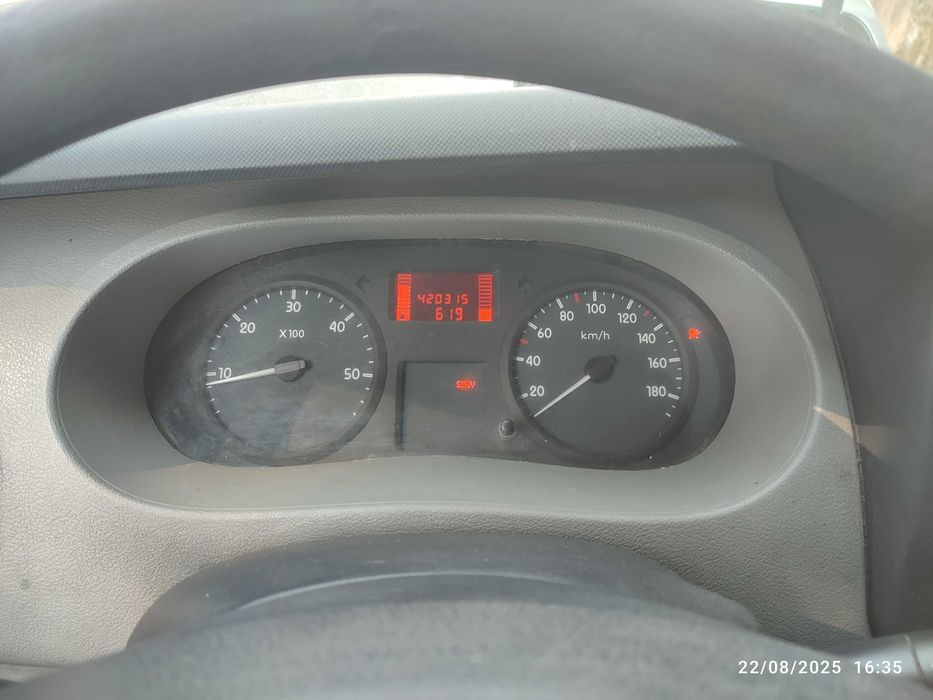 Renault Master Ligeiro de Mercadorias 7Lugares + Caixa carga 3,20m