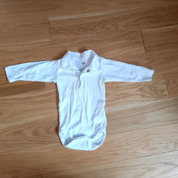 Białe body bodziak koszulowy koszula kołnierzyk 62 rozmiar Name It