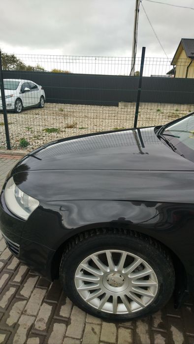 Продасться Ауді А6 с6 седан 2004р. Має непоганий вид.