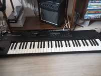 Syntezator Roland xp 10