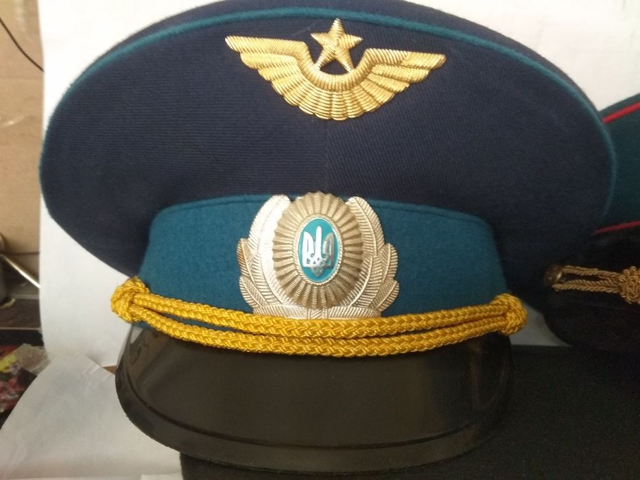 Фуражки военные 55,56,,57 размер