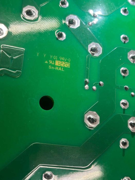 суперконденсаторы (ионисторы ) 2,7 В 350 Ф не БУ по 75 грн/шт