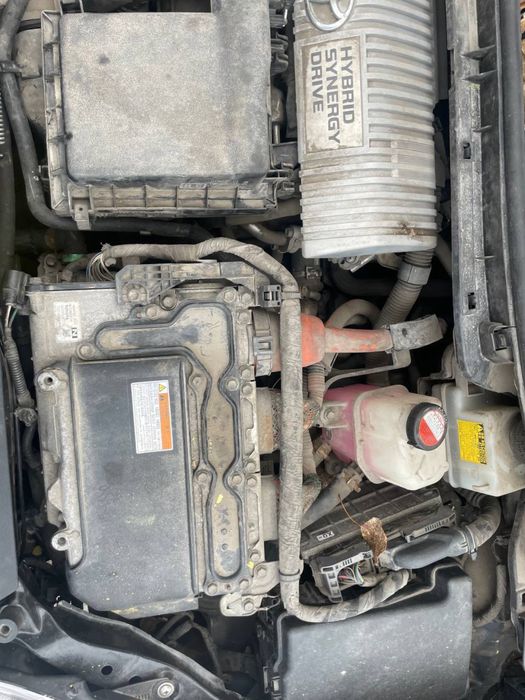 Продам Toyota Prius Hybrid 1.8