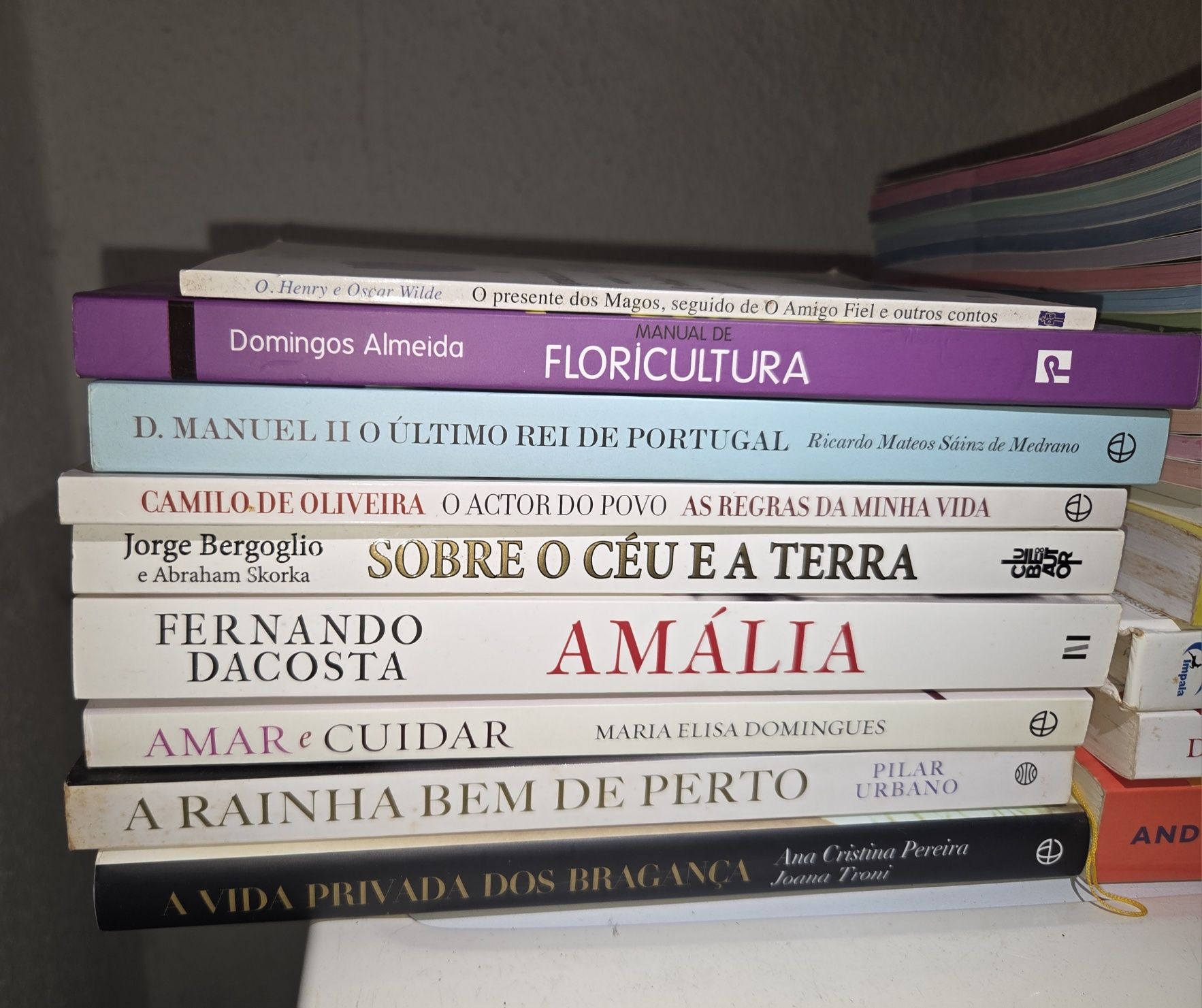 Vendo livros, diversas temáticas