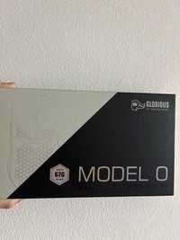 Glorious model O