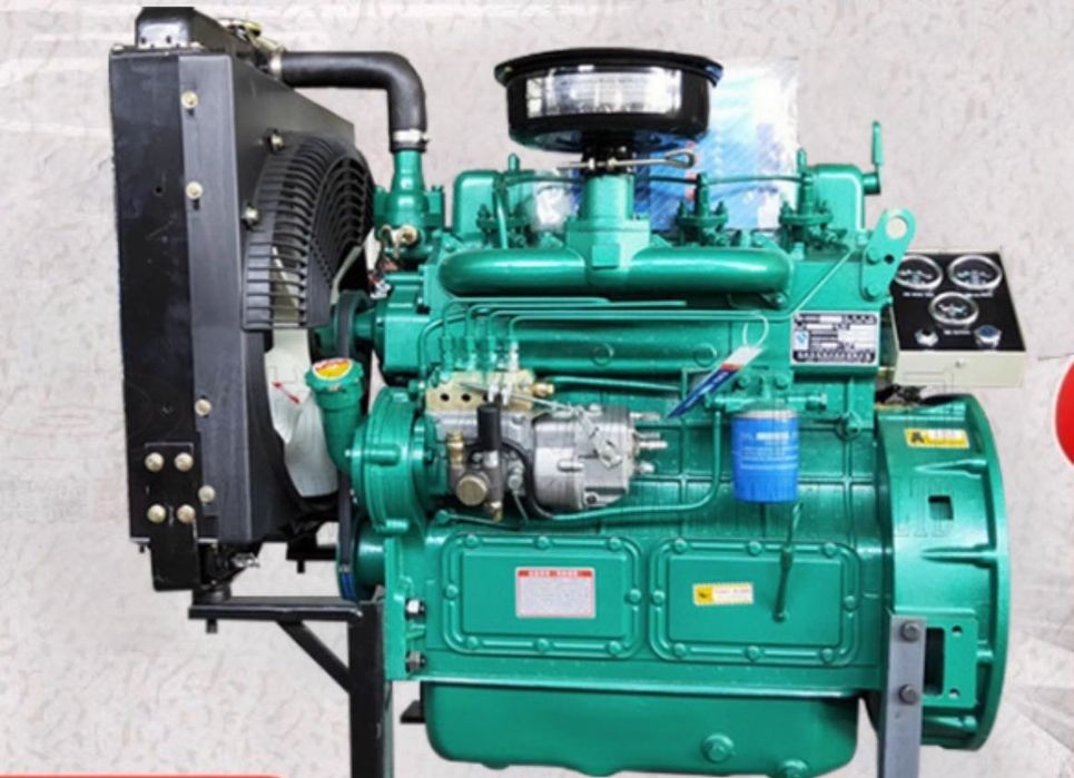 Двигун дизельний 30 квт з пультом та радіатором в зборі