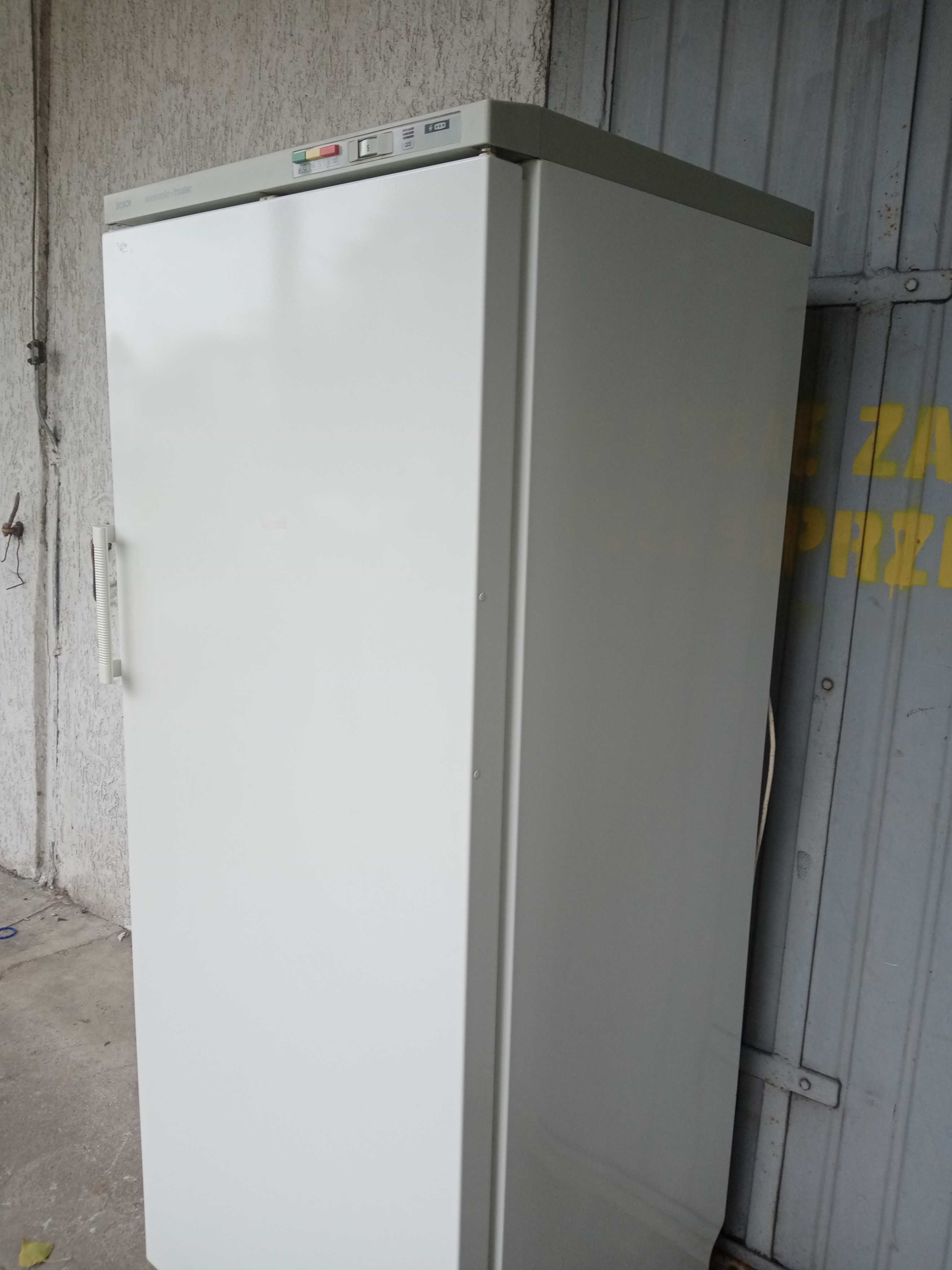 Zamrażarka Bosch GSA3011