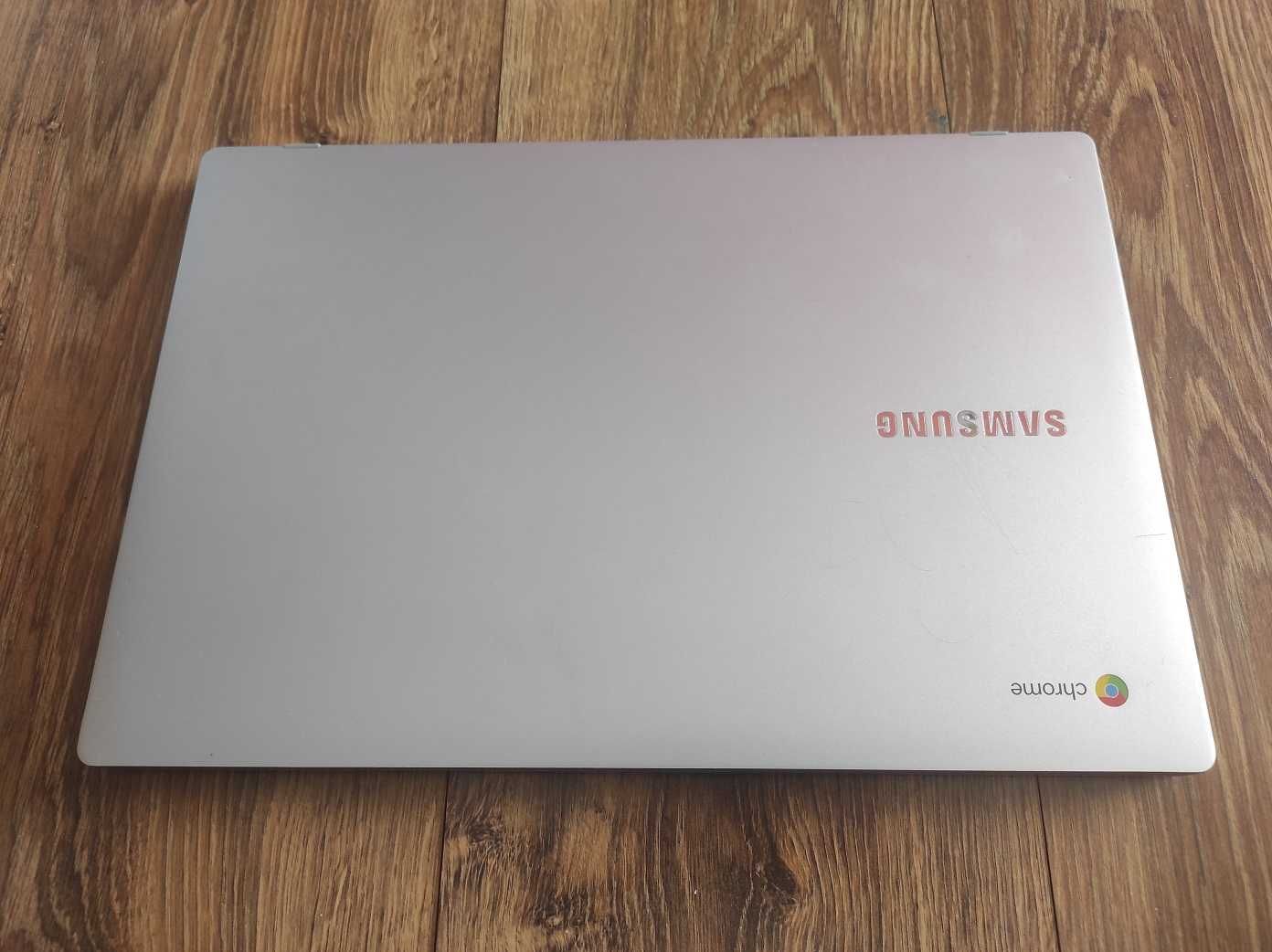 Samsung laptop chromebook XE350XBA 15.6" - uszkodzony.