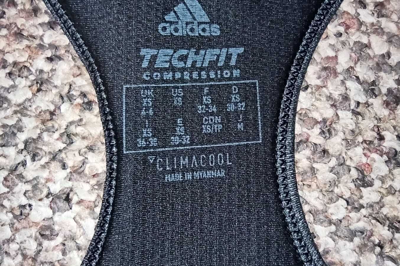 Фирменная спортивная майка топ adidas (адидас). xs - s. оригинал