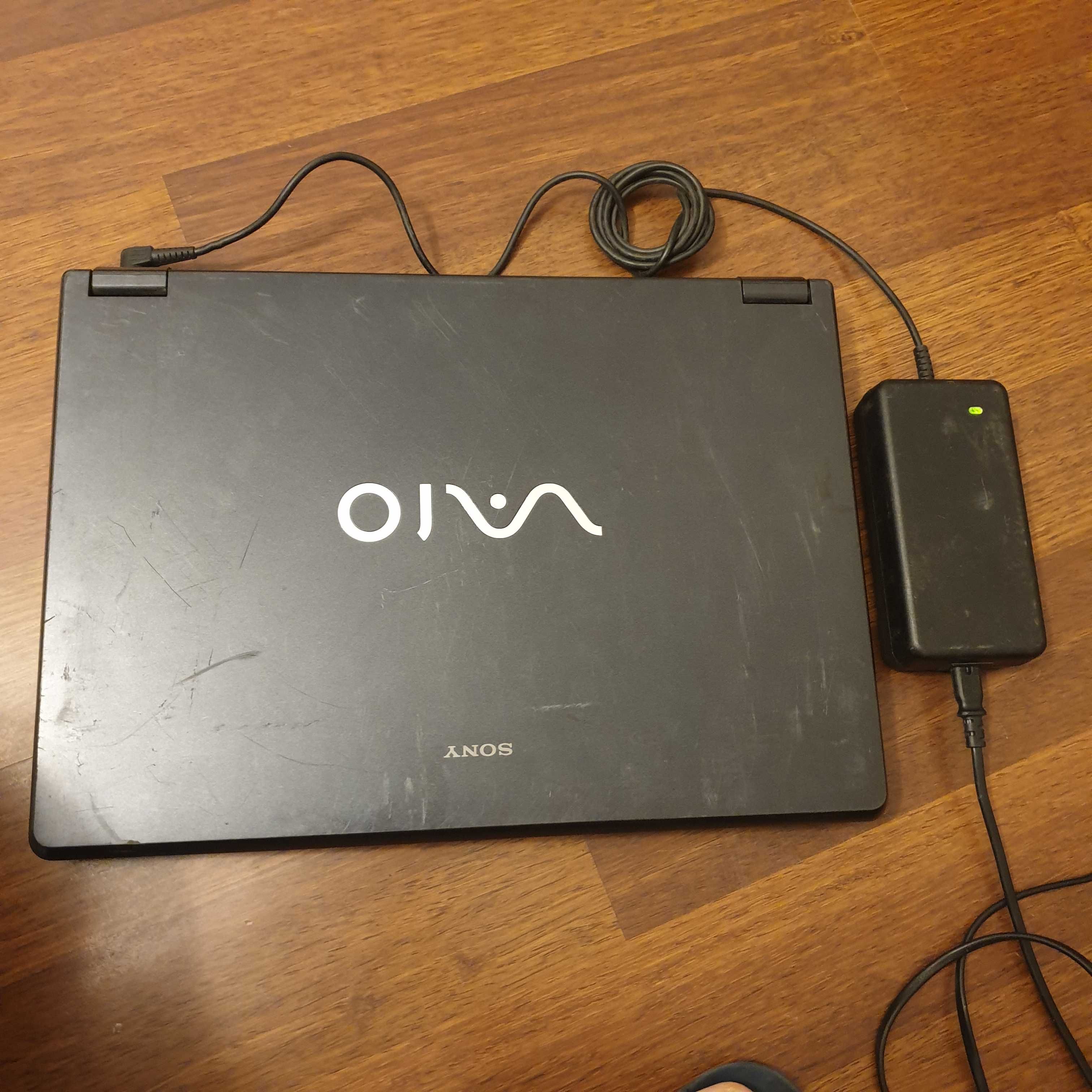 Sony Vaio VGN-AR71J  PCG-8113M