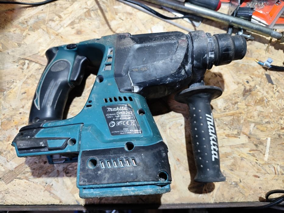 Vendo berbequim martelo makita