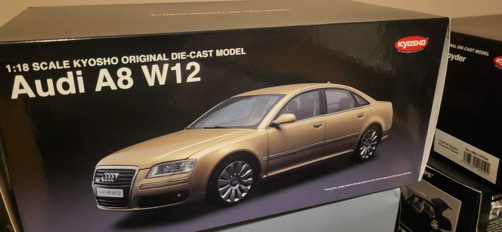 Model 1:18, Audi A8 W12 (2010), Kyosho, złoty