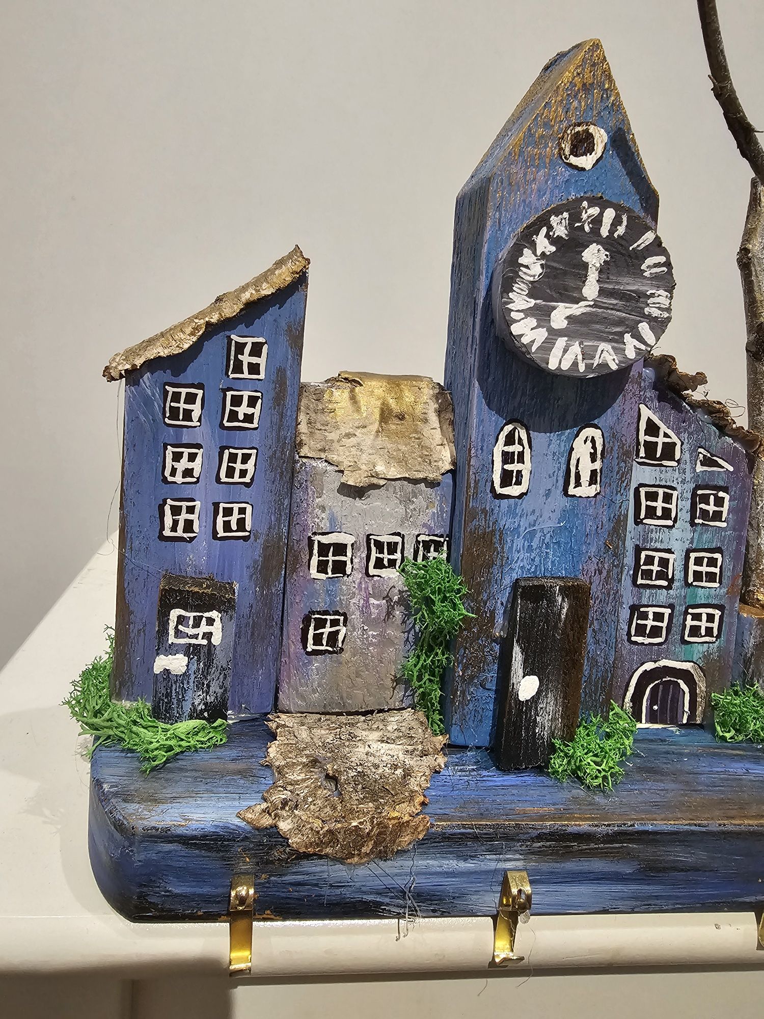 Domki wieszak 26x23x9 Handmade
