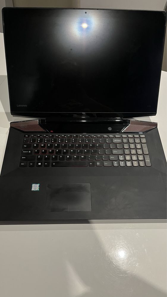 Laptop ideapad Y700- 17ISK