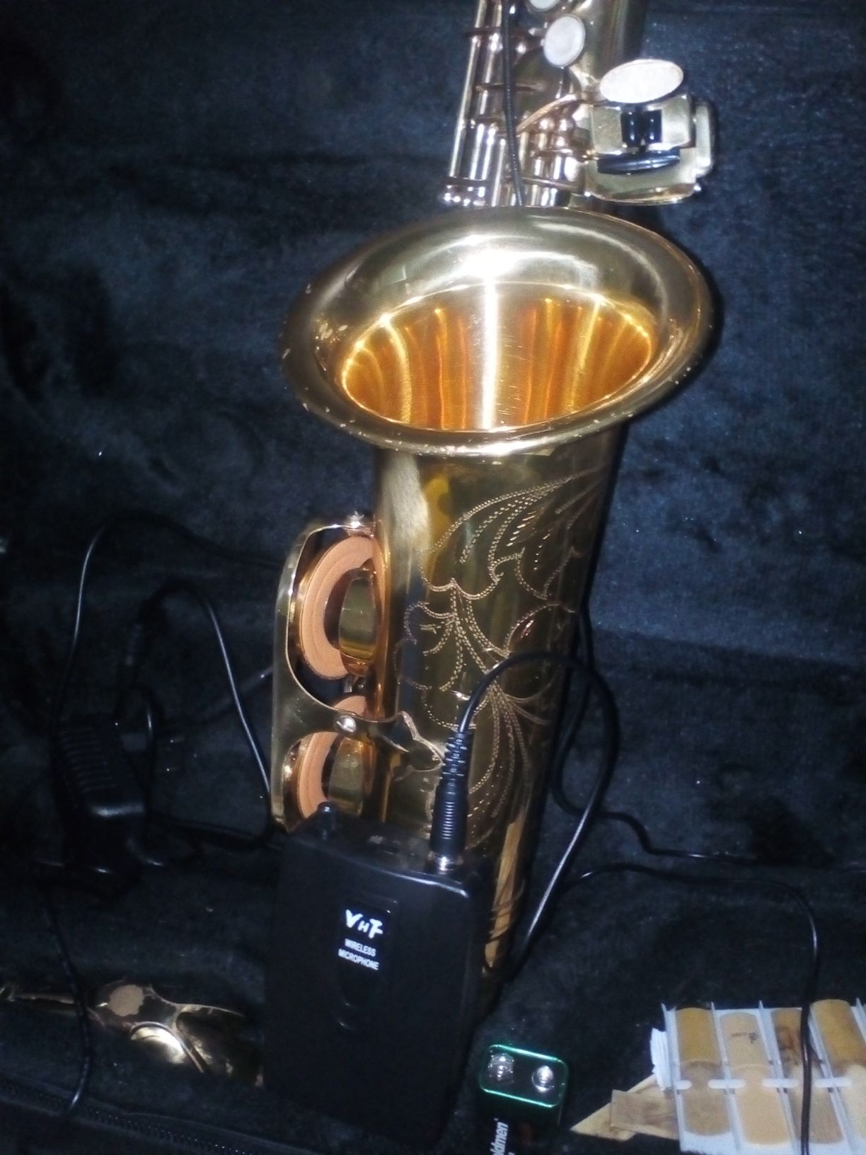 Радіо мікрофон для саксофона, труби Shure 1700грн.