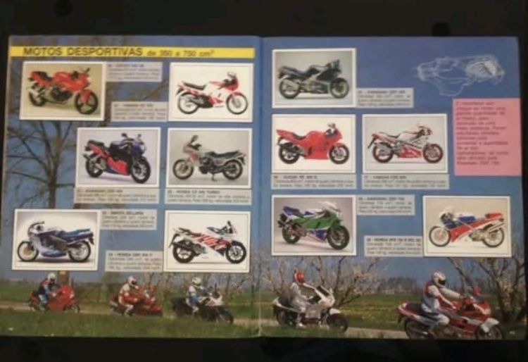 Caderneta antiga e rara COMPLETA Super Moto da Panini (anos 80/90)