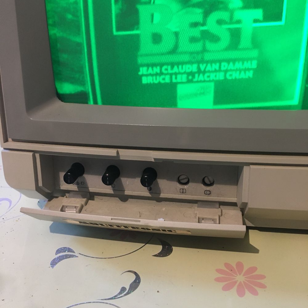 Commodore/amiga/pegasus/playstation /monitor thomson