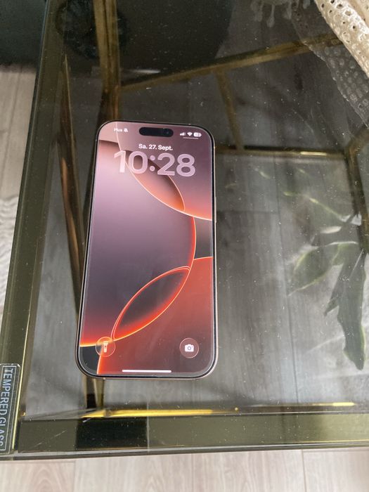 Iphone 16 pro 128 gb pustynny