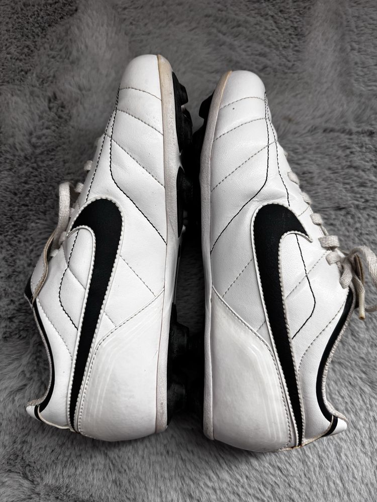 korki nike tiempo rozmiar 38 2006r