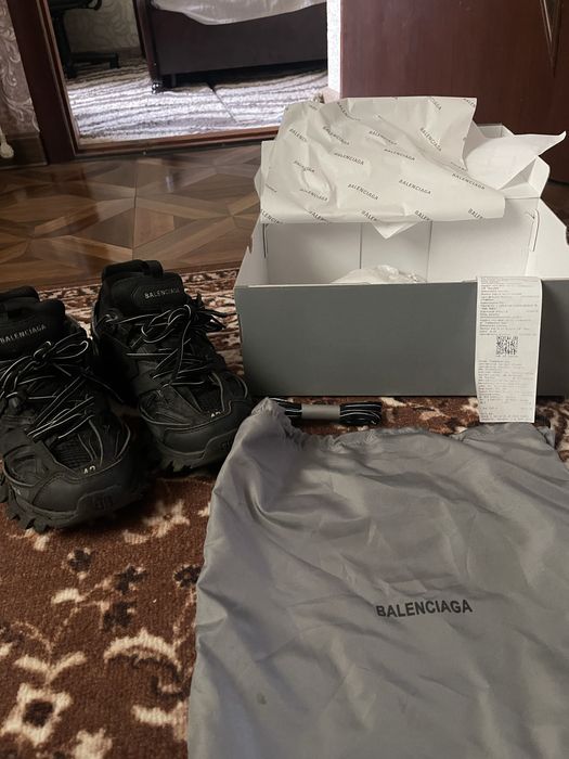 balenciaga track 1 обмен